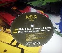 Broken String - Tek-One / Komonazmuk
