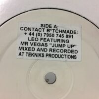 Easy Easy / Jump Up - Mr Vegas